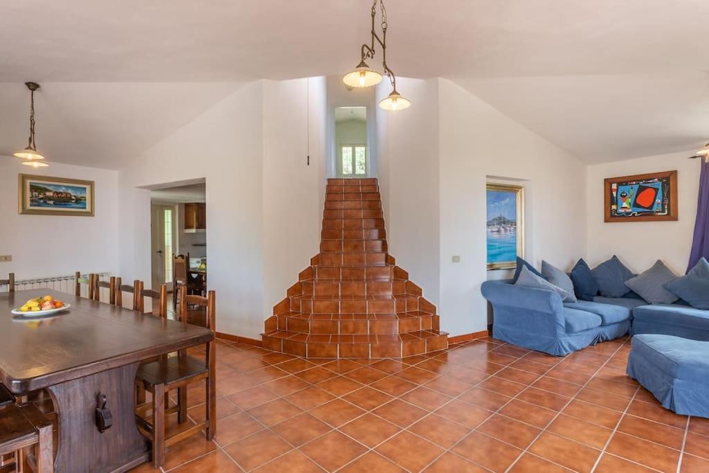 Villa Vacanze Bosa マゴマーダス エクステリア 写真