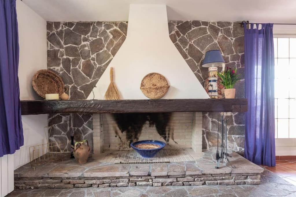 Villa Vacanze Bosa マゴマーダス エクステリア 写真